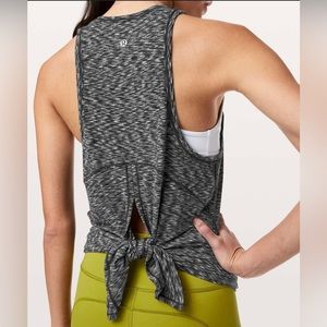 Lululemon goal up tank